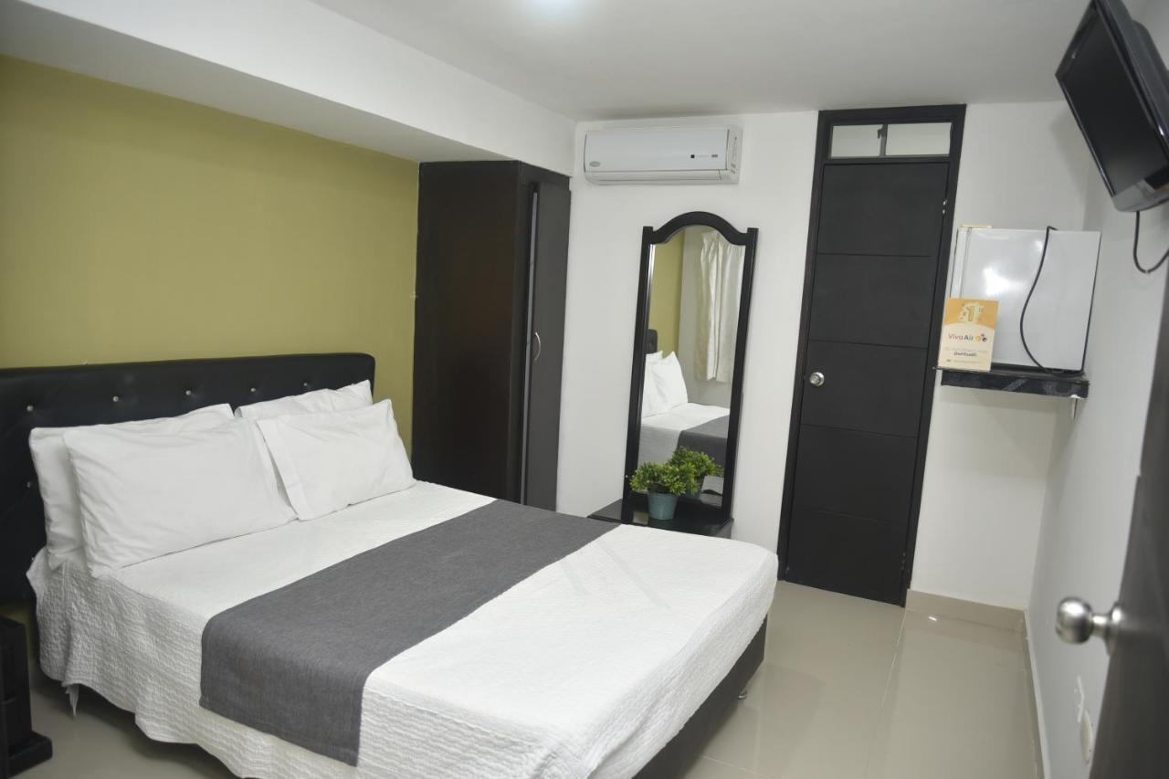 בארנקווילה Hotel Estefania Princess מראה חיצוני תמונה