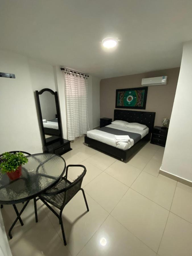 בארנקווילה Hotel Estefania Princess מראה חיצוני תמונה