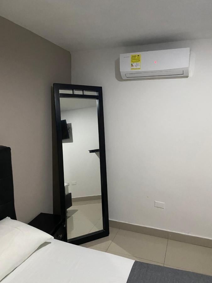 בארנקווילה Hotel Estefania Princess מראה חיצוני תמונה
