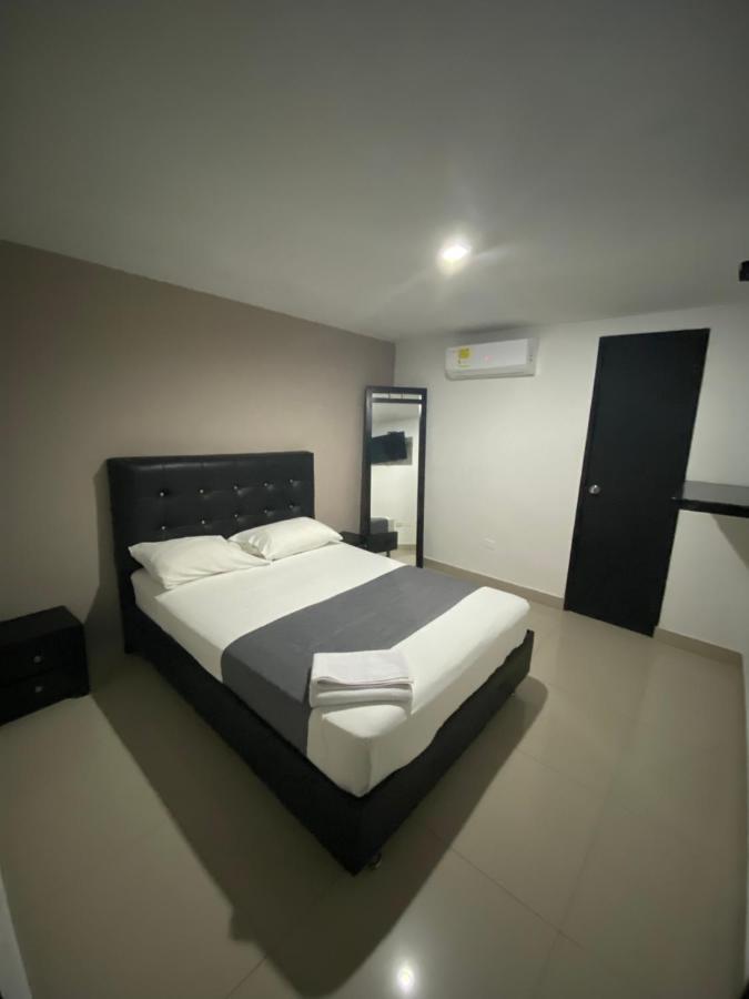 בארנקווילה Hotel Estefania Princess מראה חיצוני תמונה